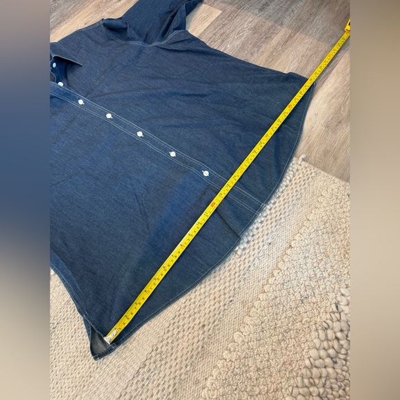 Foxcroft denim non iron, shaped fit button up 20W - Picture 14 of 15